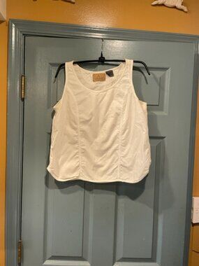 Liz Wear circa 80s white sleeveless top. M, cotton, worn once